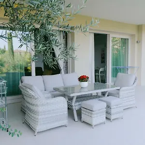 Apartment Sweet Dream Deluxe